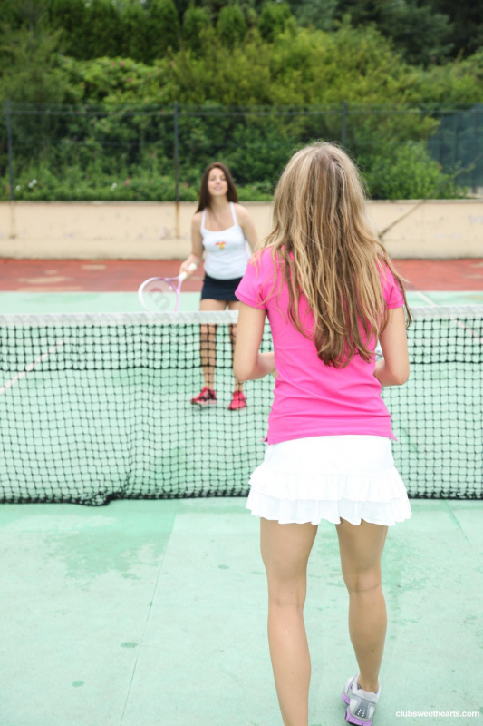 Luka and Nessy playing tennis