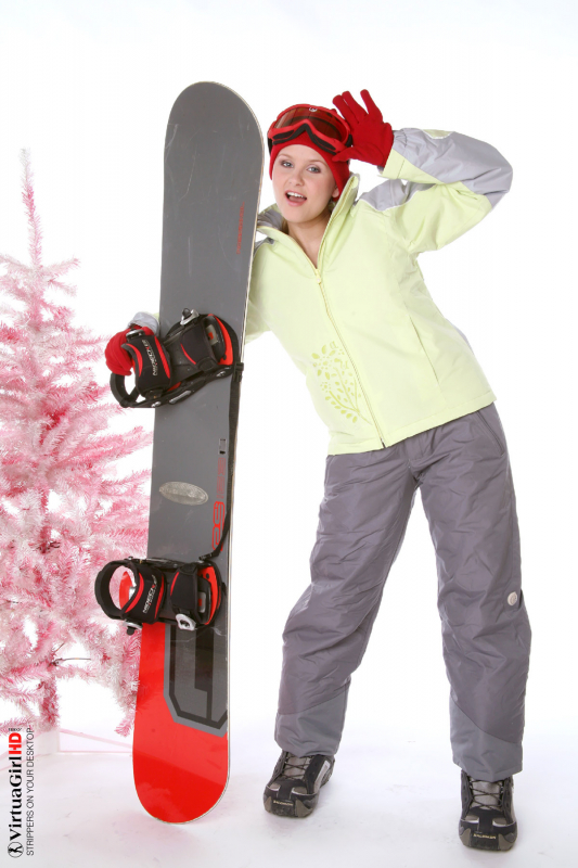 Snowboarder