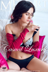 Casual-Luxury