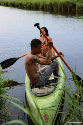 Romantic-canoe-ride