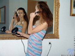 Nude-Mirror