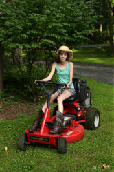 Farm-Girl