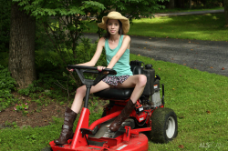 Farm-Girl