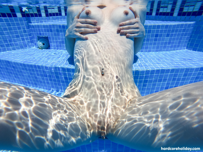 Footjob in the pool