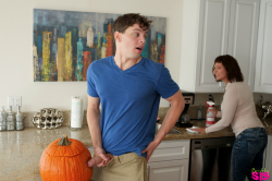 Pumpkin-Fuck---S3:E11